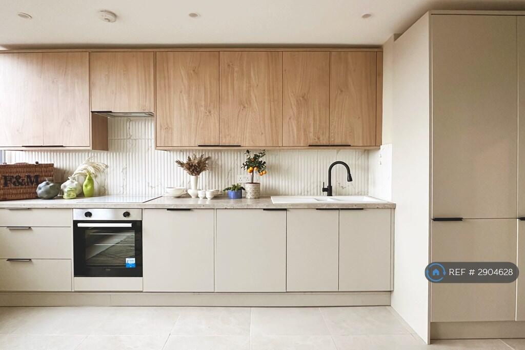 Main image of property: Albert Barnes House, London, SE1