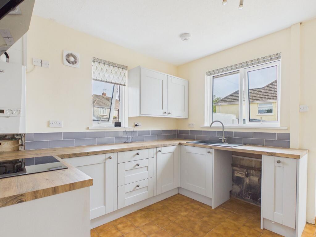 House in Llantwit Major - View 4