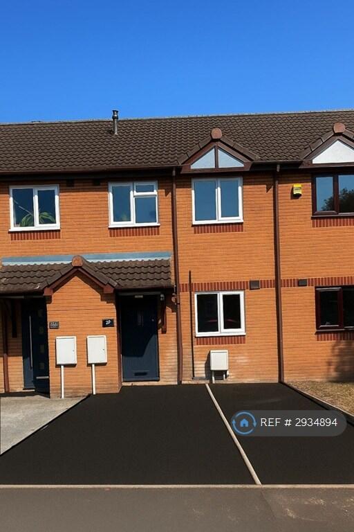 Main image of property: Woodford End, Chadsmoor, Cannock, WS11