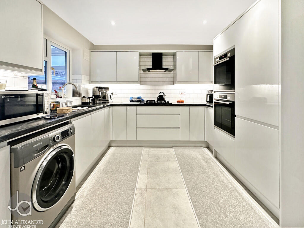 House in Colchester, Essex - View 3