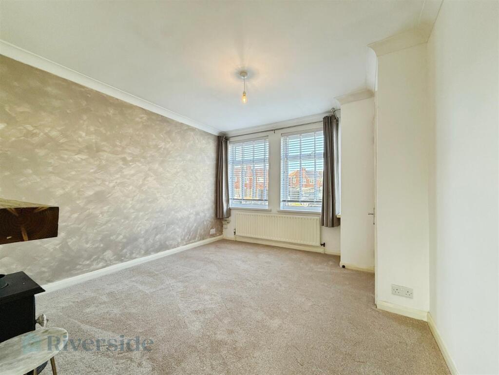 House in Hull - View 3
