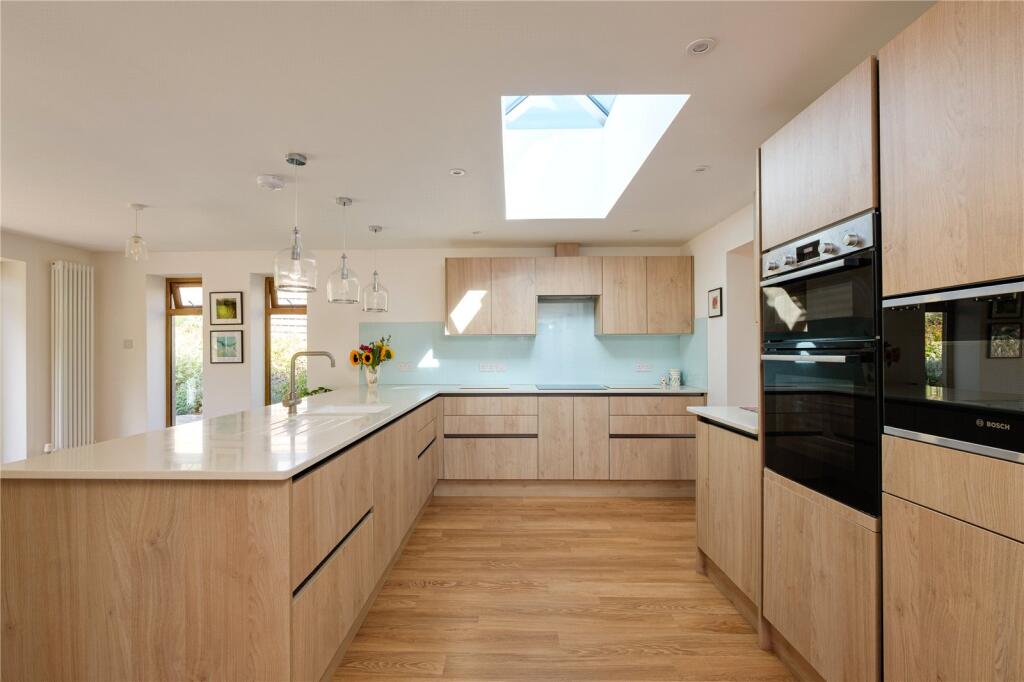 House in Dorchester - View 3