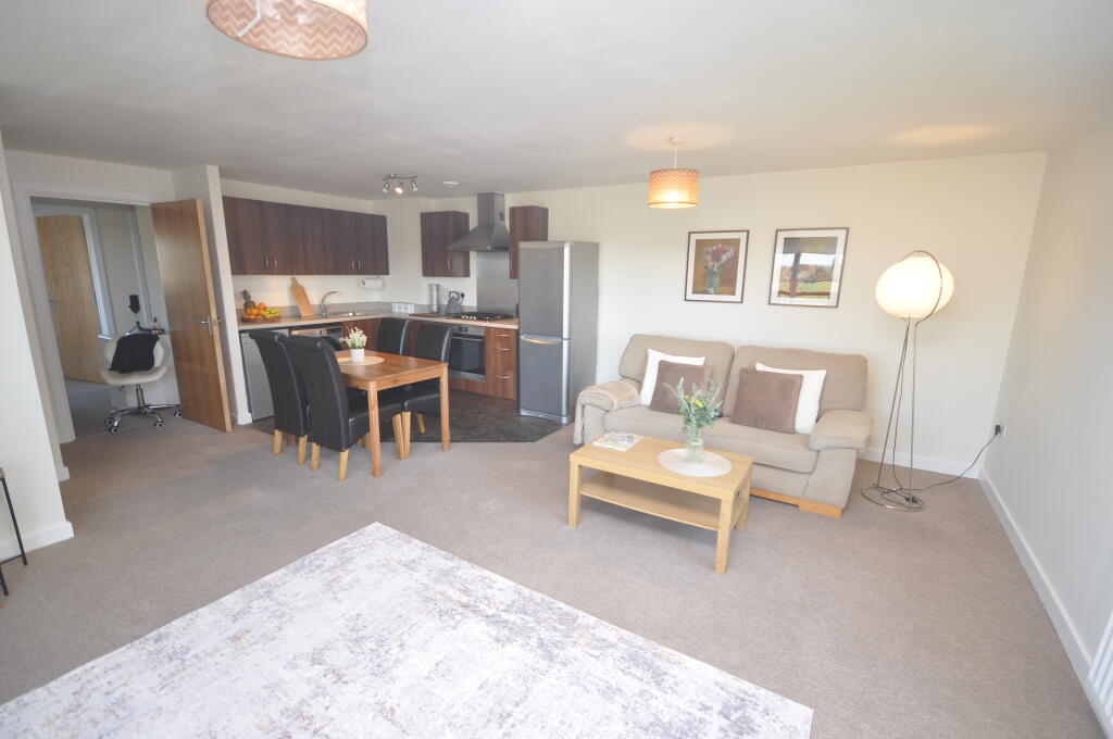 Apartment in Chelmsford - View 5
