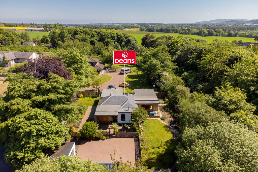 Main image of property: 6 Letham Holdings, Pumpherston, Mid Calder, Livingston EH54 5NX