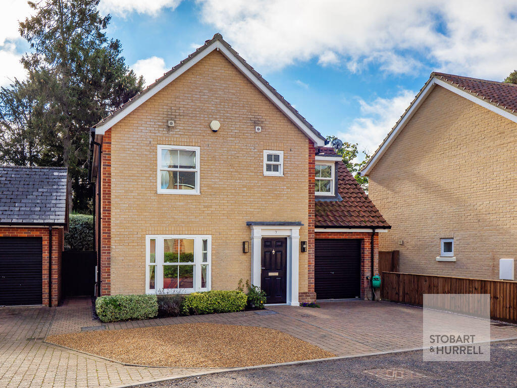 Main image of property: Petersfield Drive, Horning, Norfolk, NR12 8FB