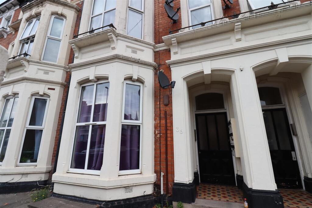 Main image of property: Coundon Road, Coventry, CV1 4AW