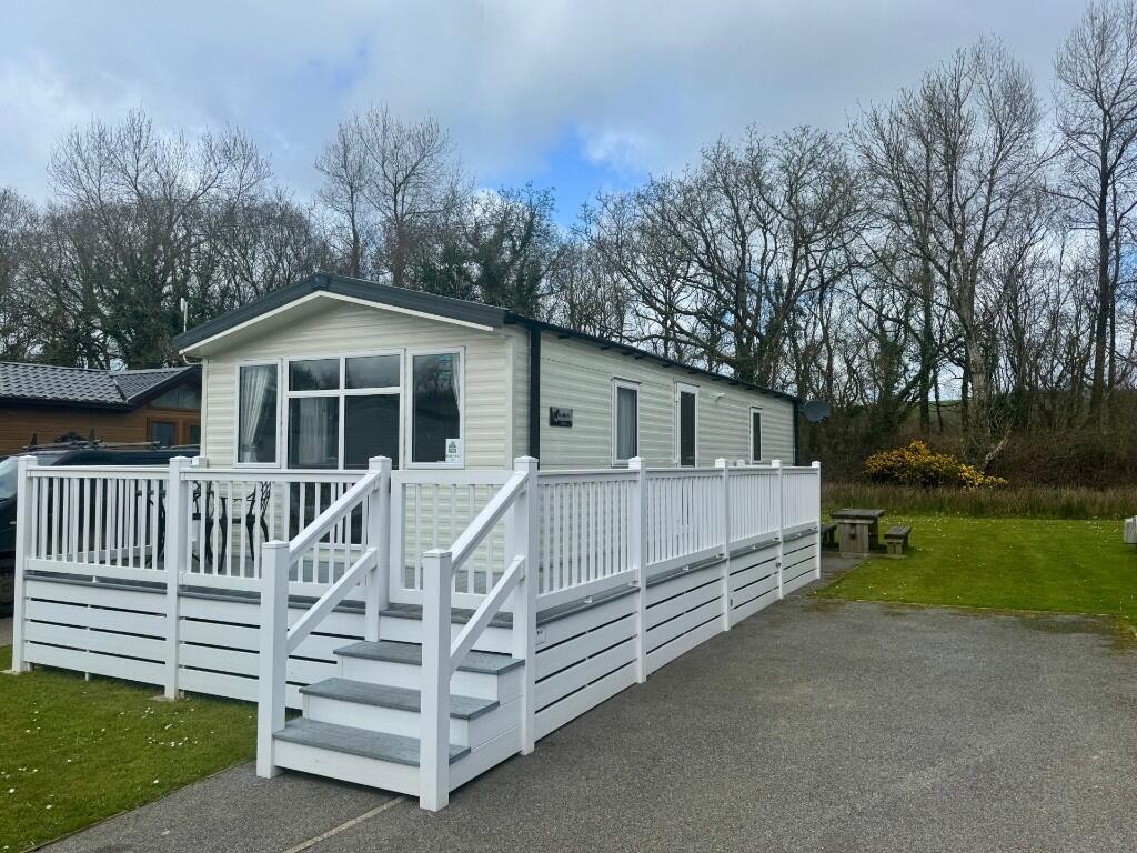 Main image of property: Duckpool 19, 