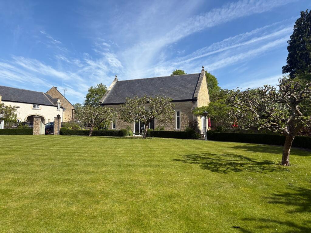 The Orchard, The Croft, Fairford, Gloucestershire, GL7 photo 4