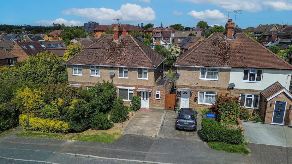 Lowfield Road, Haywards Heath, RH16 photo 4