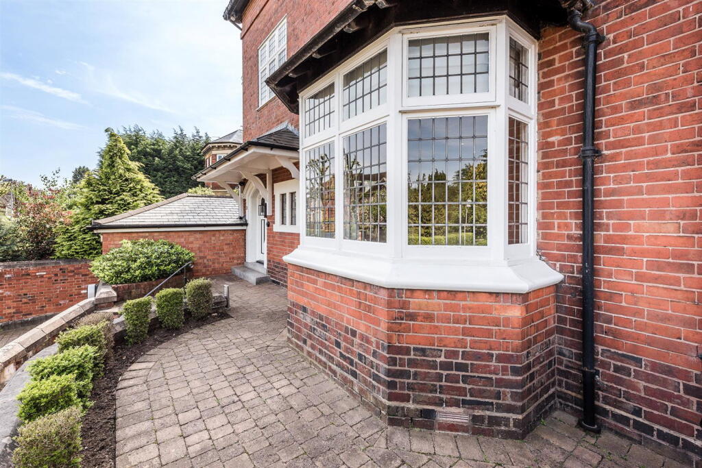 House in Birmingham - More
