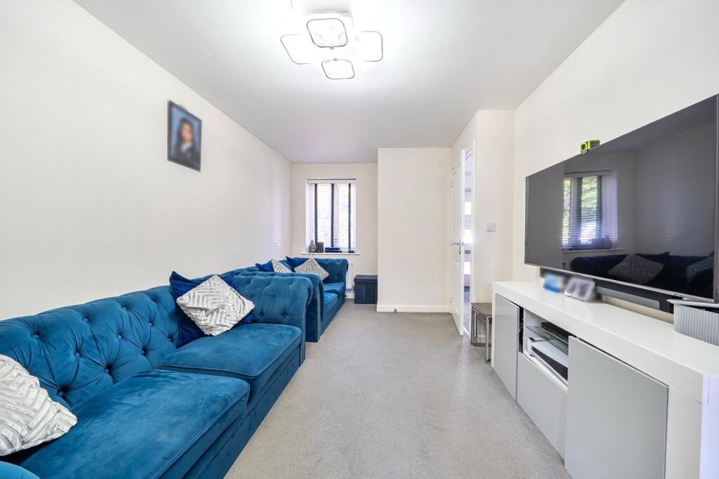 House in Romford - View 2