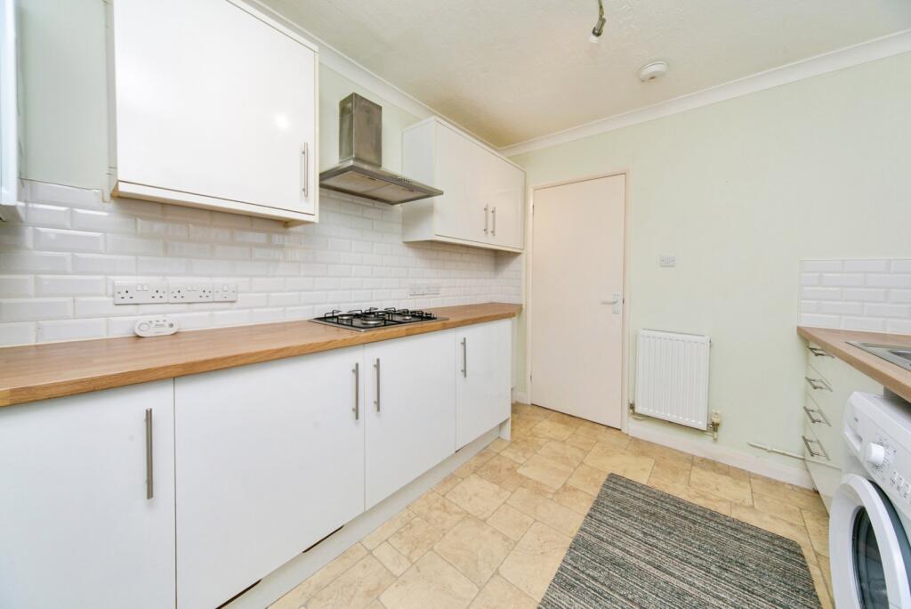 Mill Park Drive, Wirral, Merseyside, CH62 photo 3