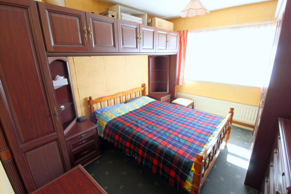 Apartment in Kingston upon Thames - More