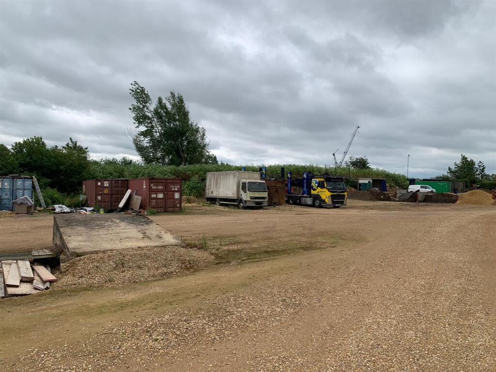 Main image of property: Land to Let - Barholm Road, Tallington, Stamford PE9 4RJ