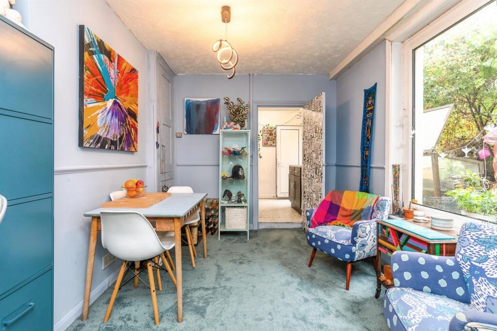 Apartment in Tonbridge - View 5