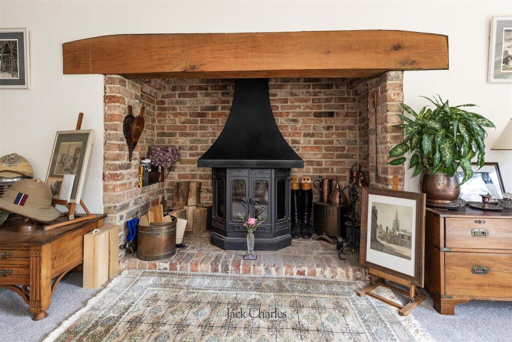 House in Tonbridge - View 4
