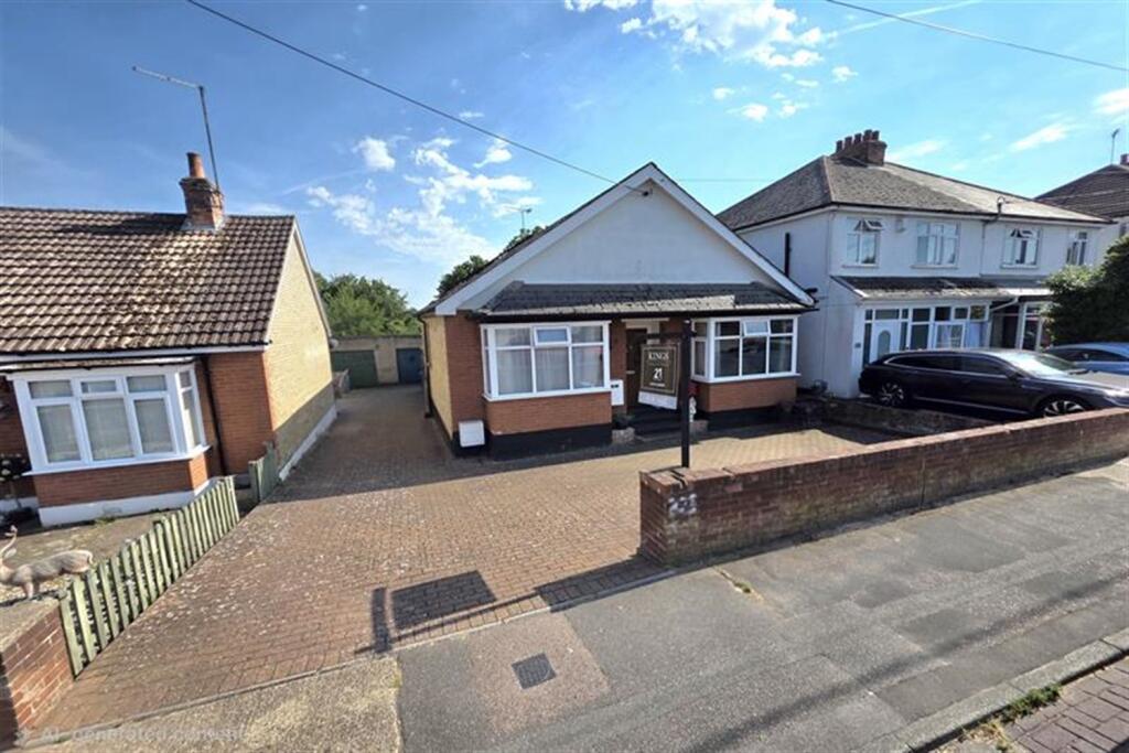 Main image of property: Clare Road, Braintree, Essex, CM7