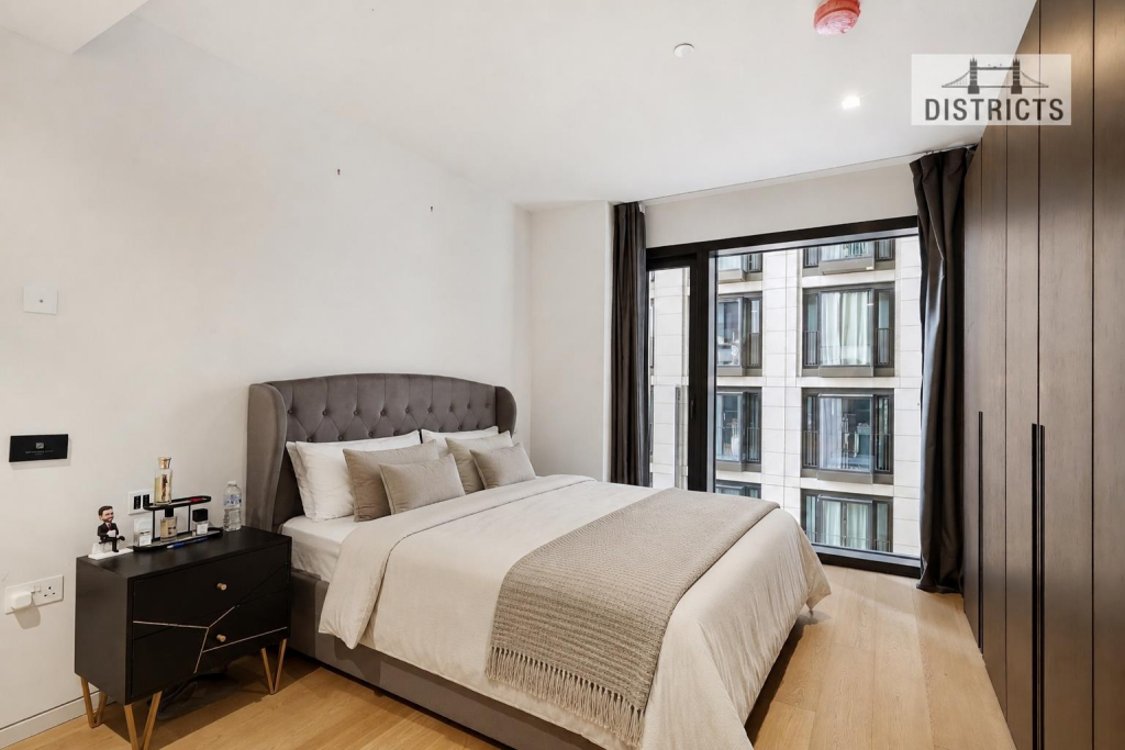 Apartment in London - View 3