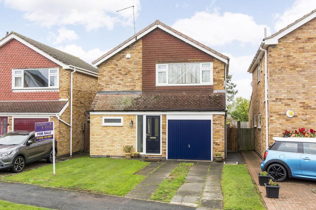 3-bed detached on Coleman Road, Fleckney, £325,000