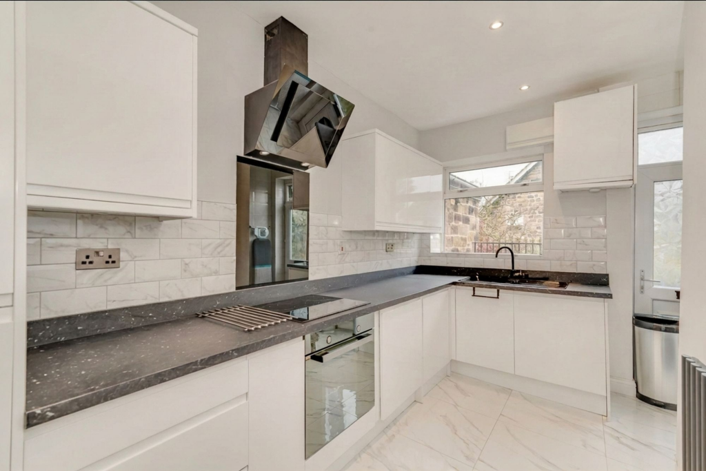 School Street, Great Houghton, S72