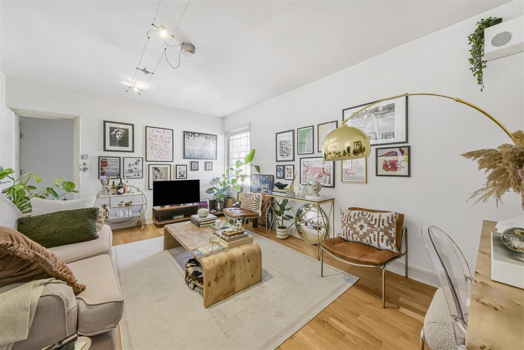 Main image of property: De Walden House, Allitsen Road