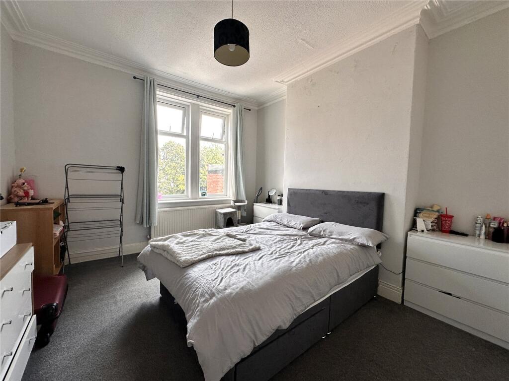 Apartment in Newcastle upon Tyne - More