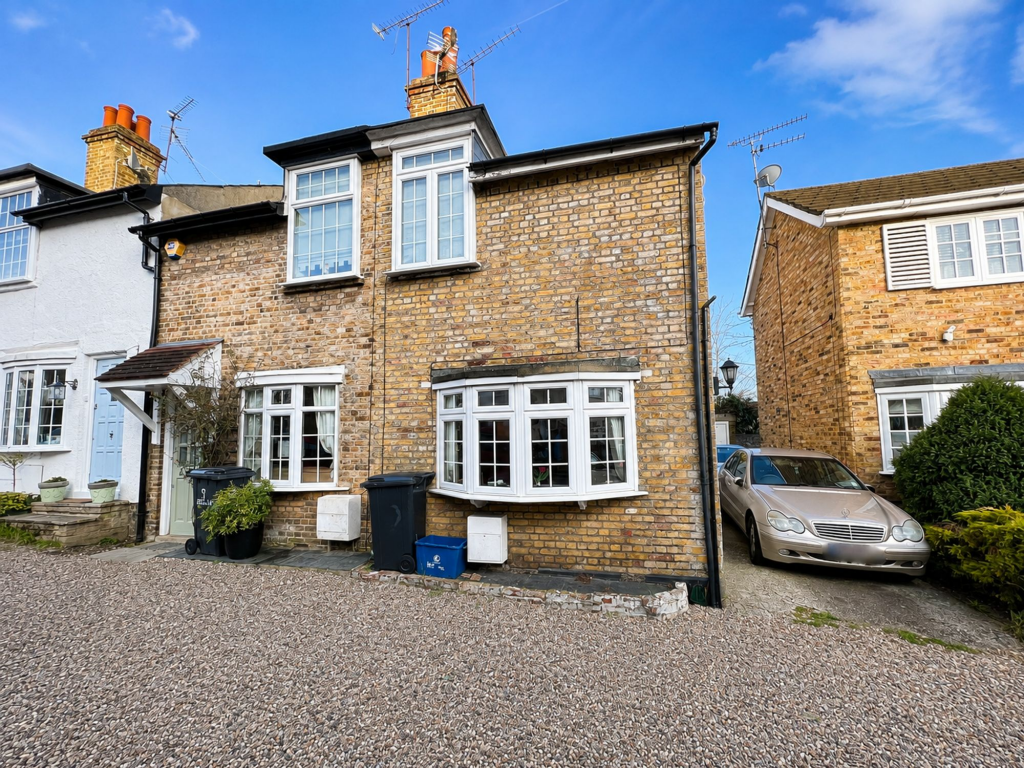 Main image of property: Englands Lane, Loughton, IG10