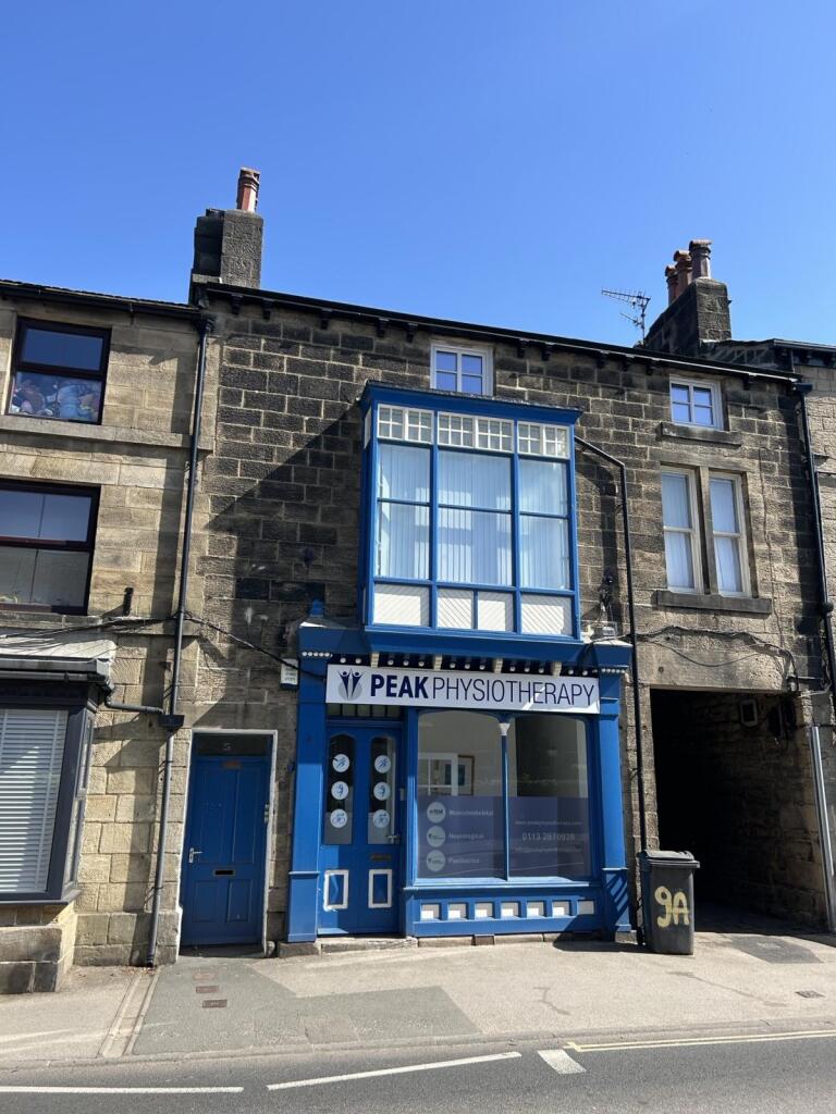 Main image of property: Flat 2, 7 Bridge Street, Otley, LS21 1BQ
