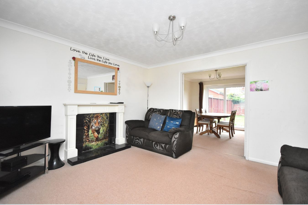 House in Northampton - View 4