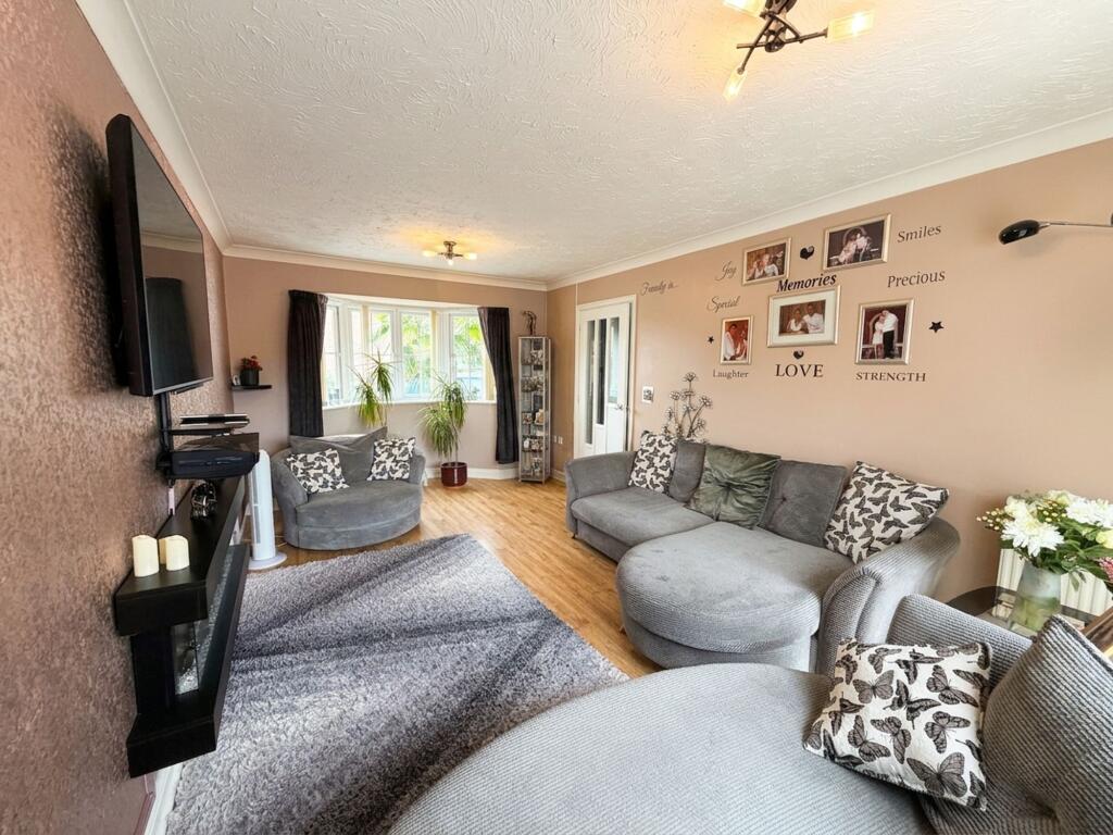 House in South Kesteven, Alma Park, Londonthorpe and Harrowby Without - View 2