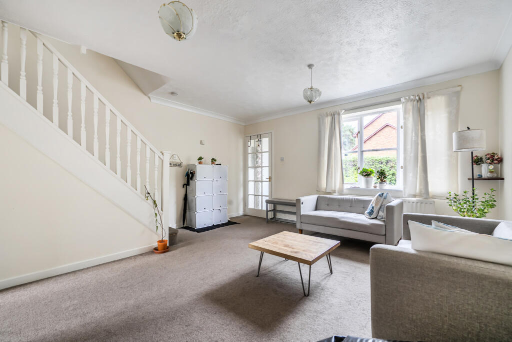 House in London - View 2