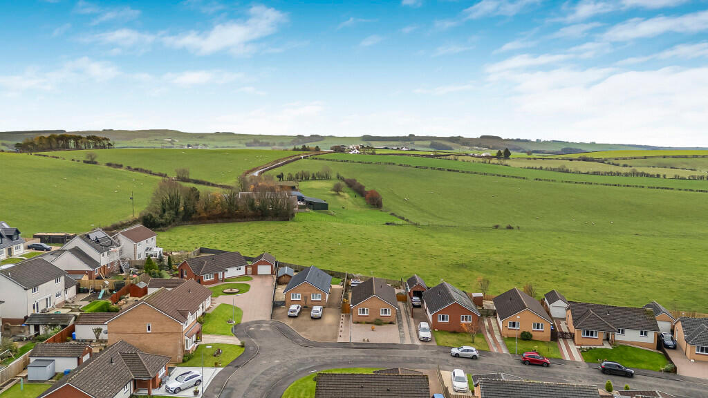 Lochfergus Crescent, Coylton, South Ayrshire, KA6 photo 2