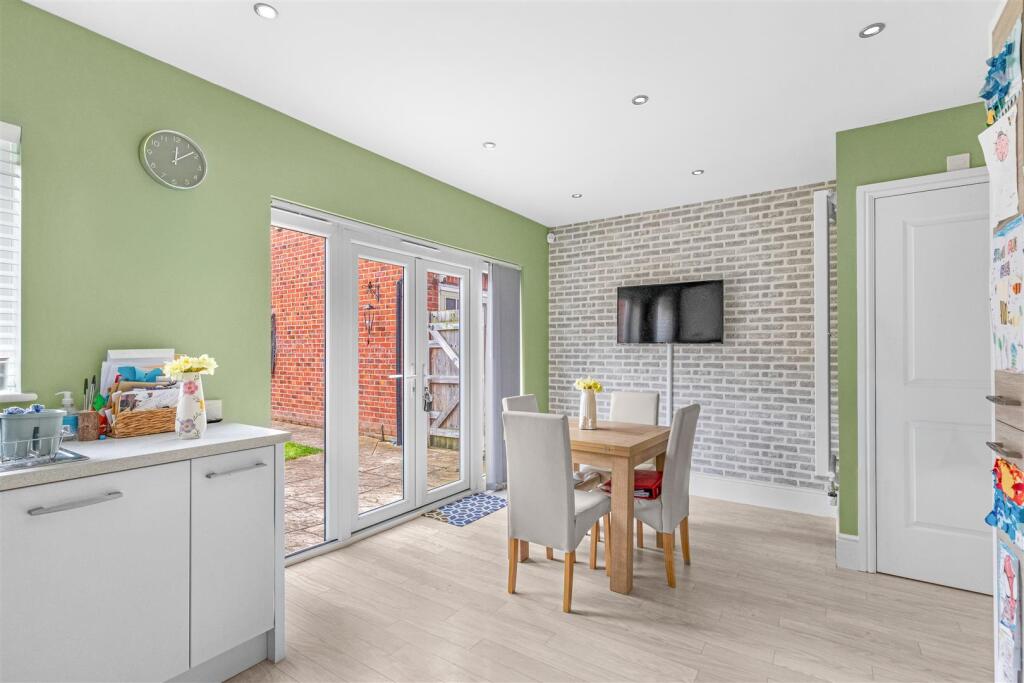 House in Barton Seagrave, North Northamptonshire - View 4
