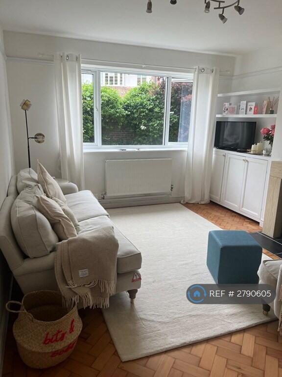 Main image of property: Park Court, London, SW12