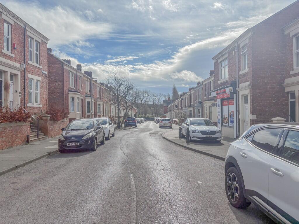 Windsor Avenue, Gateshead, Tyne And Wear, NE8 photo 3