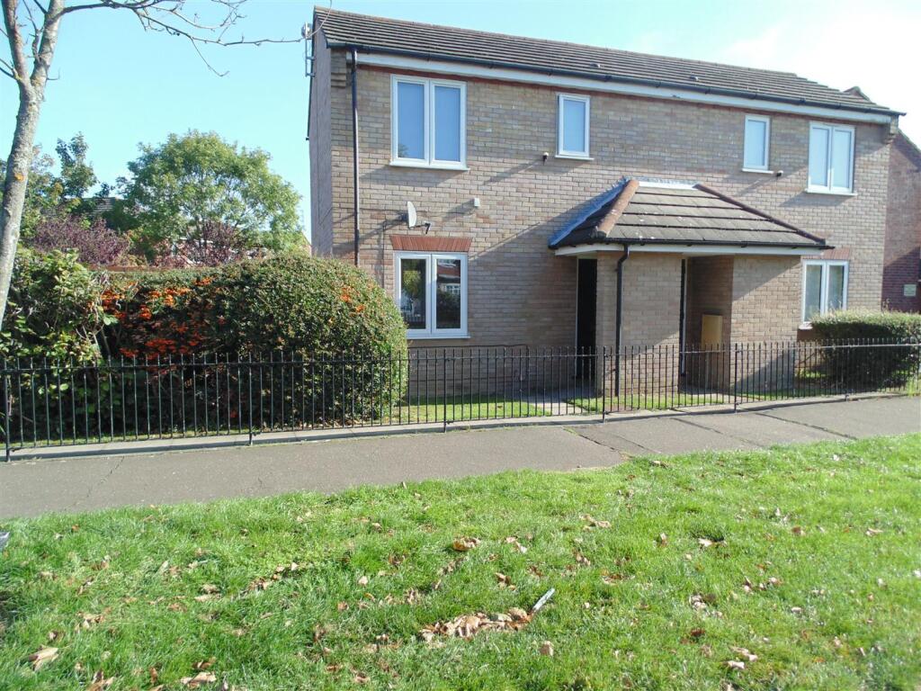 Main image of property: Avignon Close, Colchester