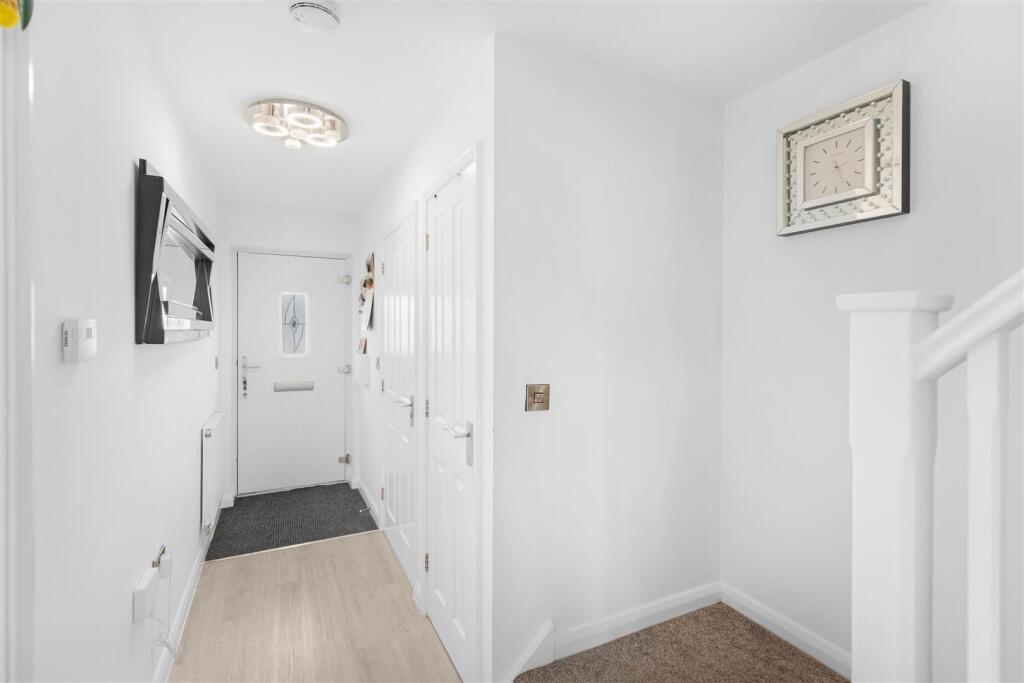 House in Northampton, Burton Latimer - View 5