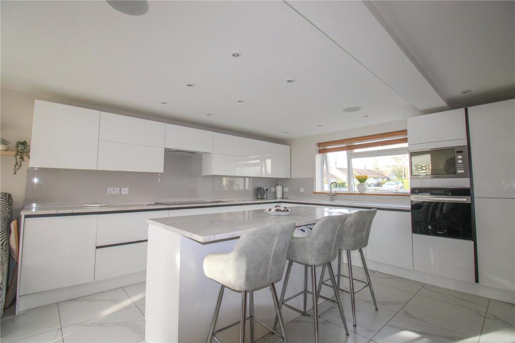 Additional image 3 of Green Close, Holt