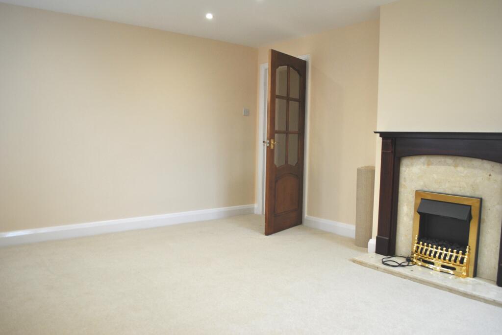 Apartment in Hertsmere, Oakmere, Potters Bar - View 4