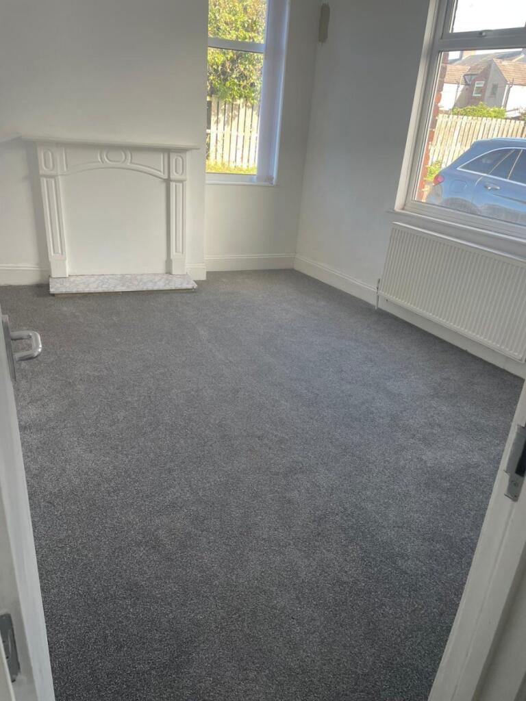 Main image of property: Lambton Street ROOM 3,