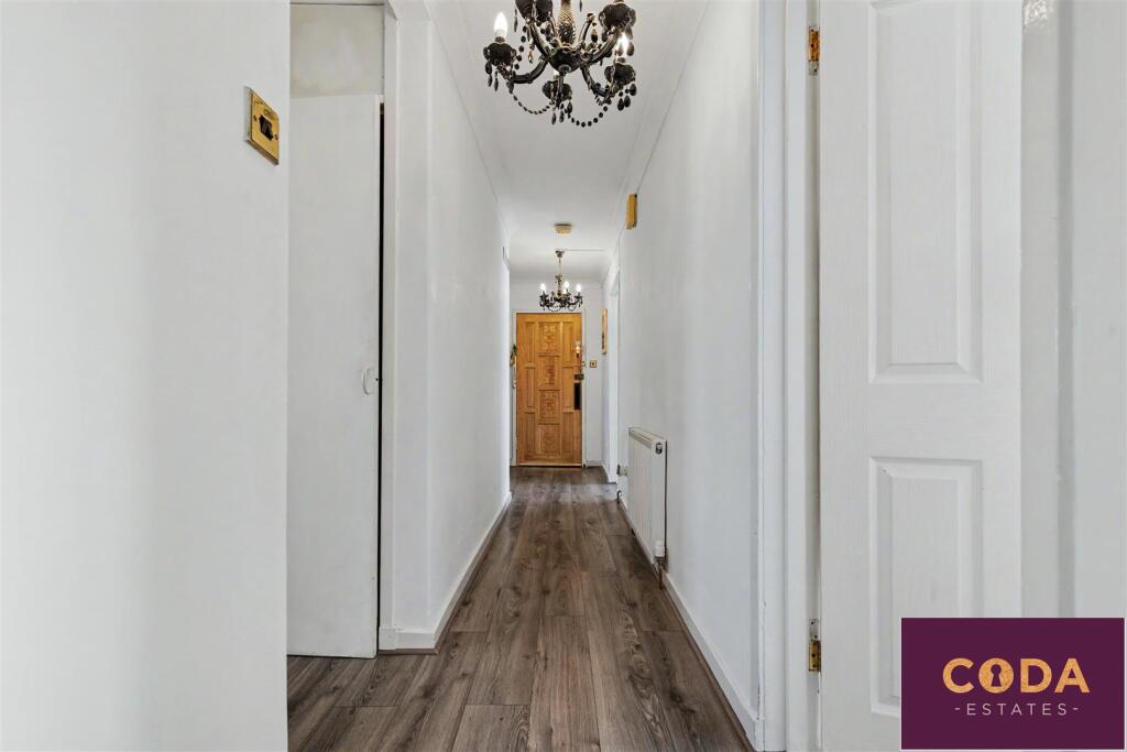 Flat 3/2, 7, Mossview Quadrant, Glasgow, Glasgow C photo 2