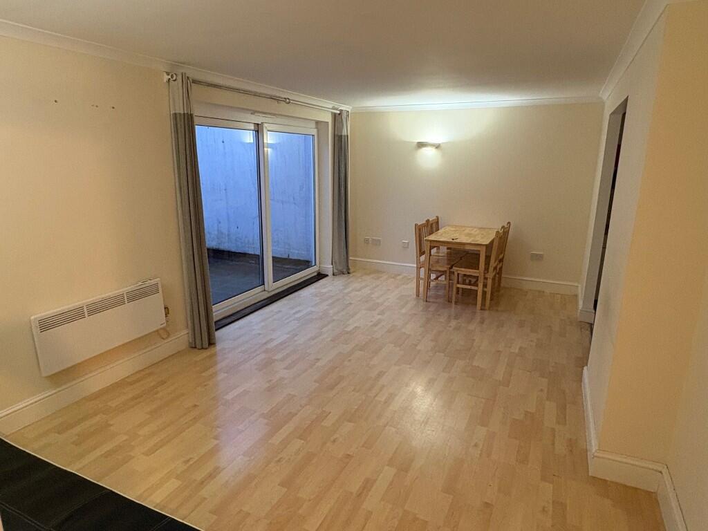 Main image of property: Shenley Road, Borehamwood, Hertfordshire, WD6