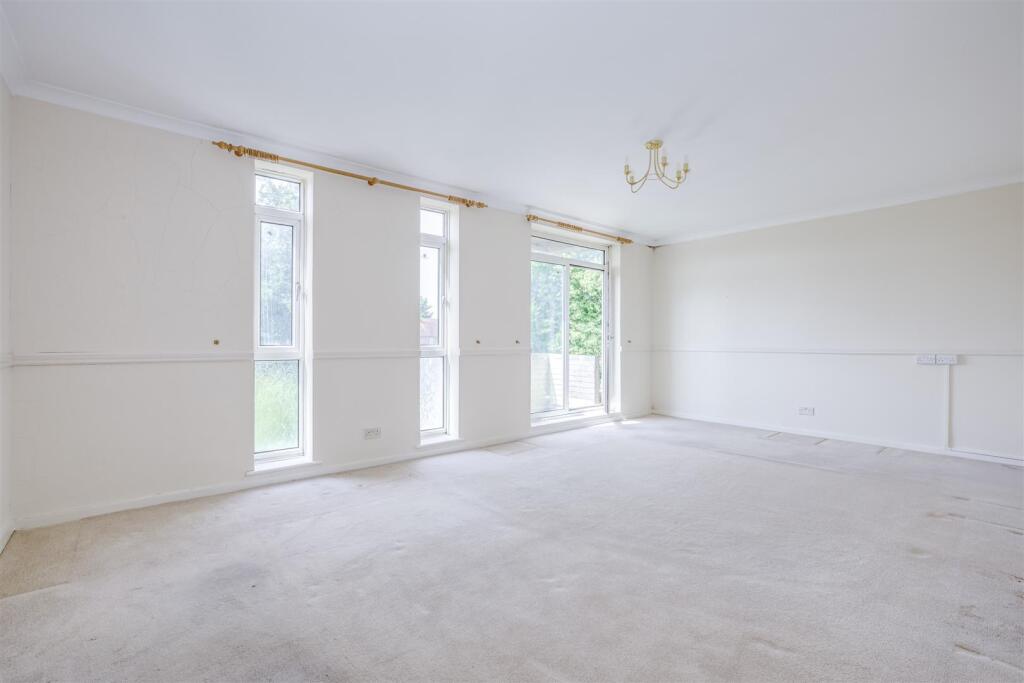 Jason House, Cressex Road photo 4