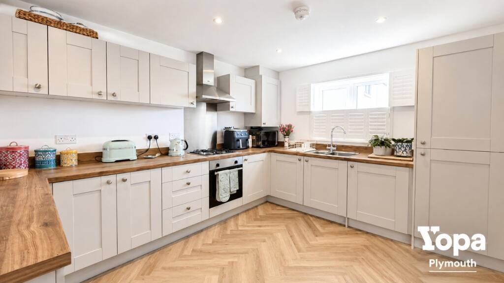 House in South Hams, Brixton - View 5