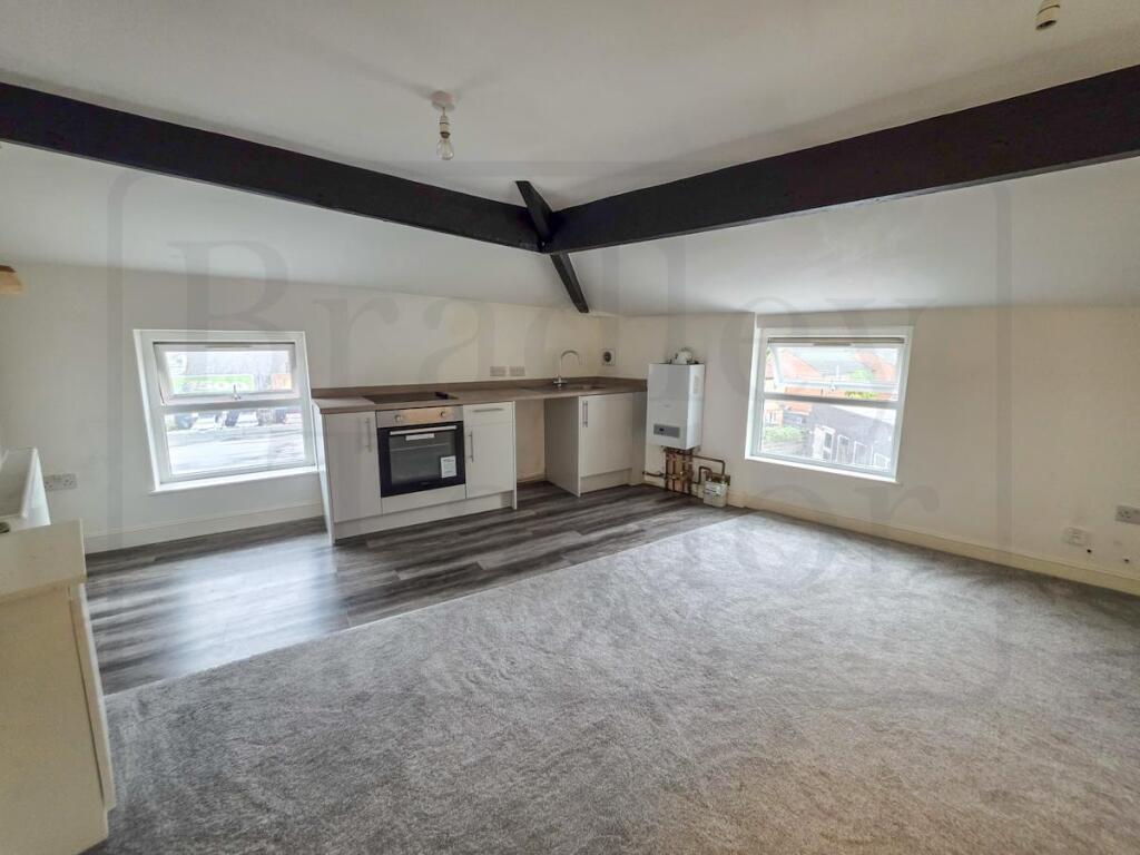 Apartment in Preston - View 4