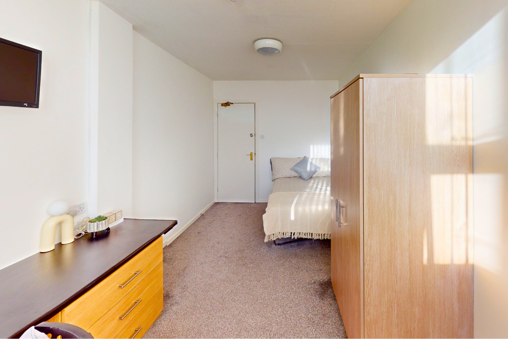Main image of property: London Road, Liverpool, Merseyside, L3