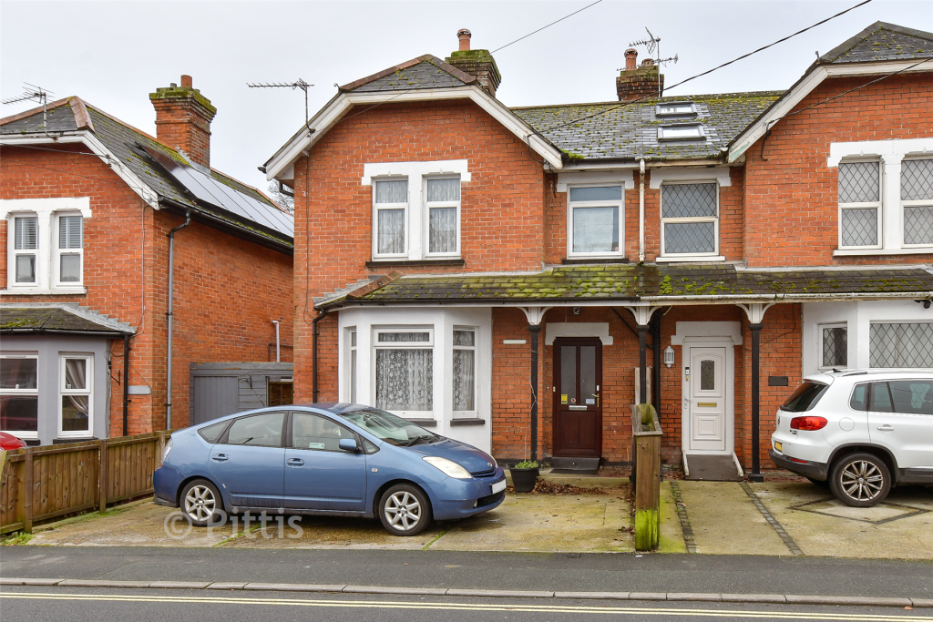 Main image of property: The Avenue, Totland Bay, Isle of Wight