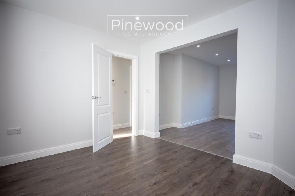 House in Pen-y-ffordd, Flintshire - View 5