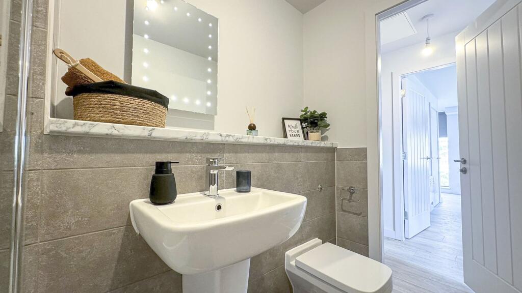 Apartment in Liverpool - View 4