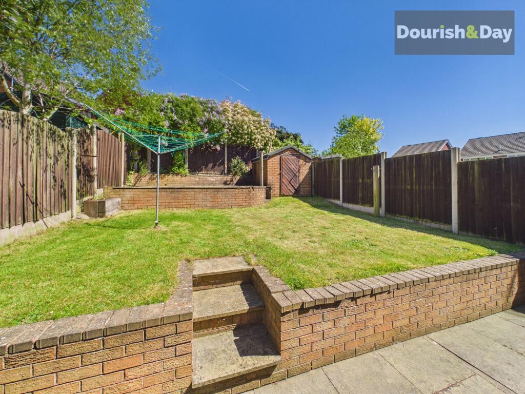 Wentworth Drive, Stafford, ST16 photo 4